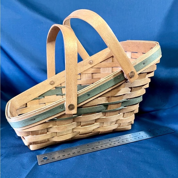 Price Drop- Longaberger Yuletide Traditions Basket Green Christmas Collection 91 - Picture 6 of 10